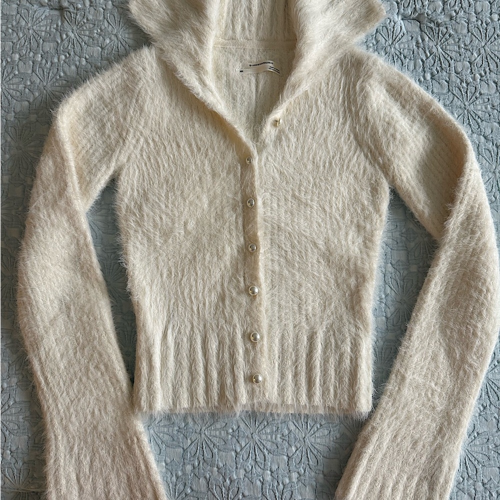 Anthropologie furry white sweater xxs